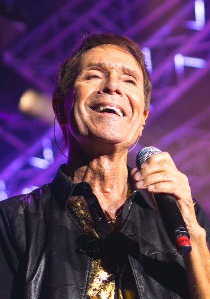 Cliff Richard nagra reggae psalmu 23 na świąteczny singiel
