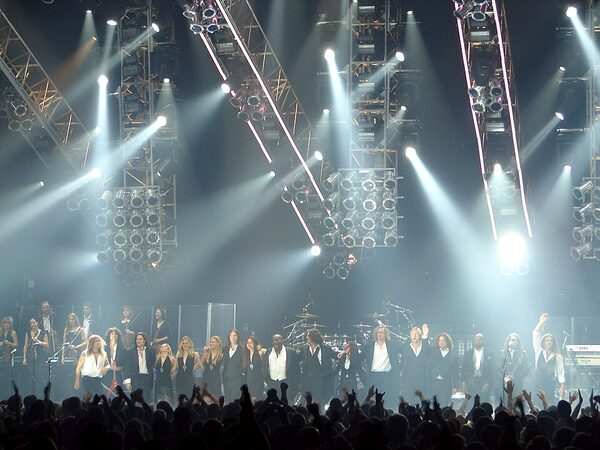 Trans-Siberian Orchestra obchodzi 30 lat i rusza w 56 miast tour