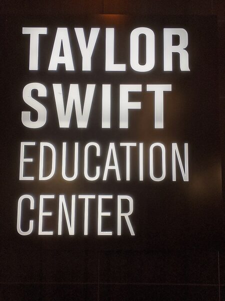 Taylor Swift szuka nowego właściciela rezydencji w Beverly Hills