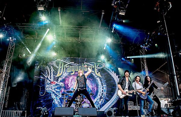 DragonForce zapowiada dziesiąty album z Alissą White-Gluz