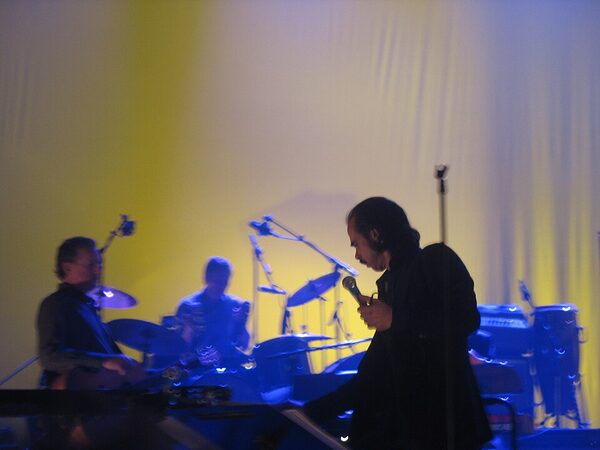Nick Cave & The Bad Seeds zagrali na dachu w Brighton