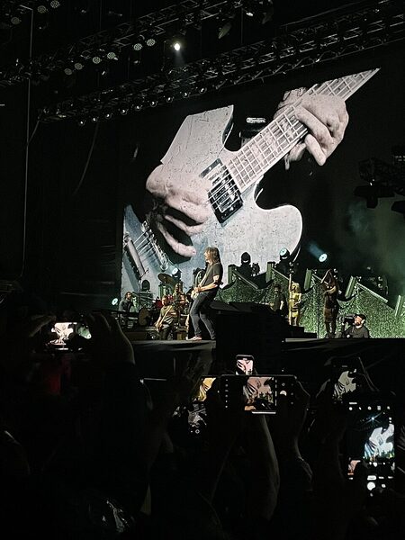 Foo Fighters zagrają ponownie przed AC/DC