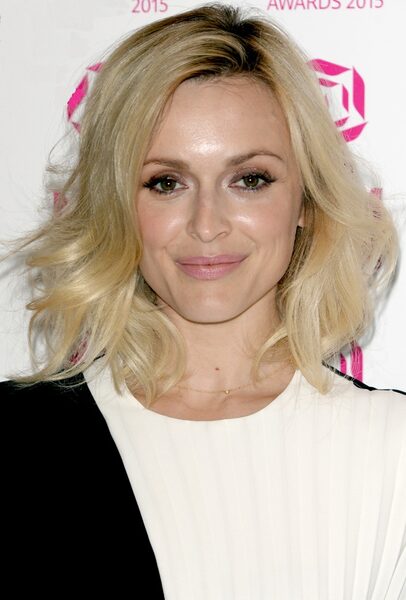 Fearne Cotton wspomina „wstyd po usłyszeniu strasznej wiadomości o przestępstwach seksualnych swojego byłego partnera Iana Watkinsa”.