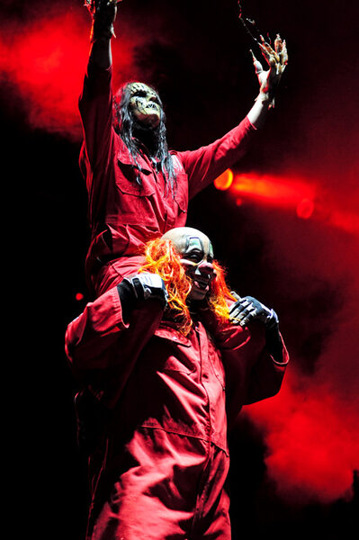 Slipknot i tajemnicze plakaty na świecie