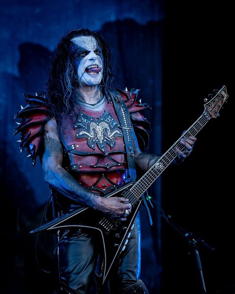 Abbath opuścił scenę podczas przerwanego koncertu na SaariHelvetti
